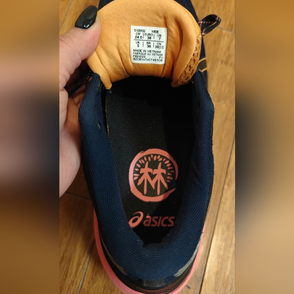 Asics Women's Black and Orange Athletic Shoes - Picture 10 of 10